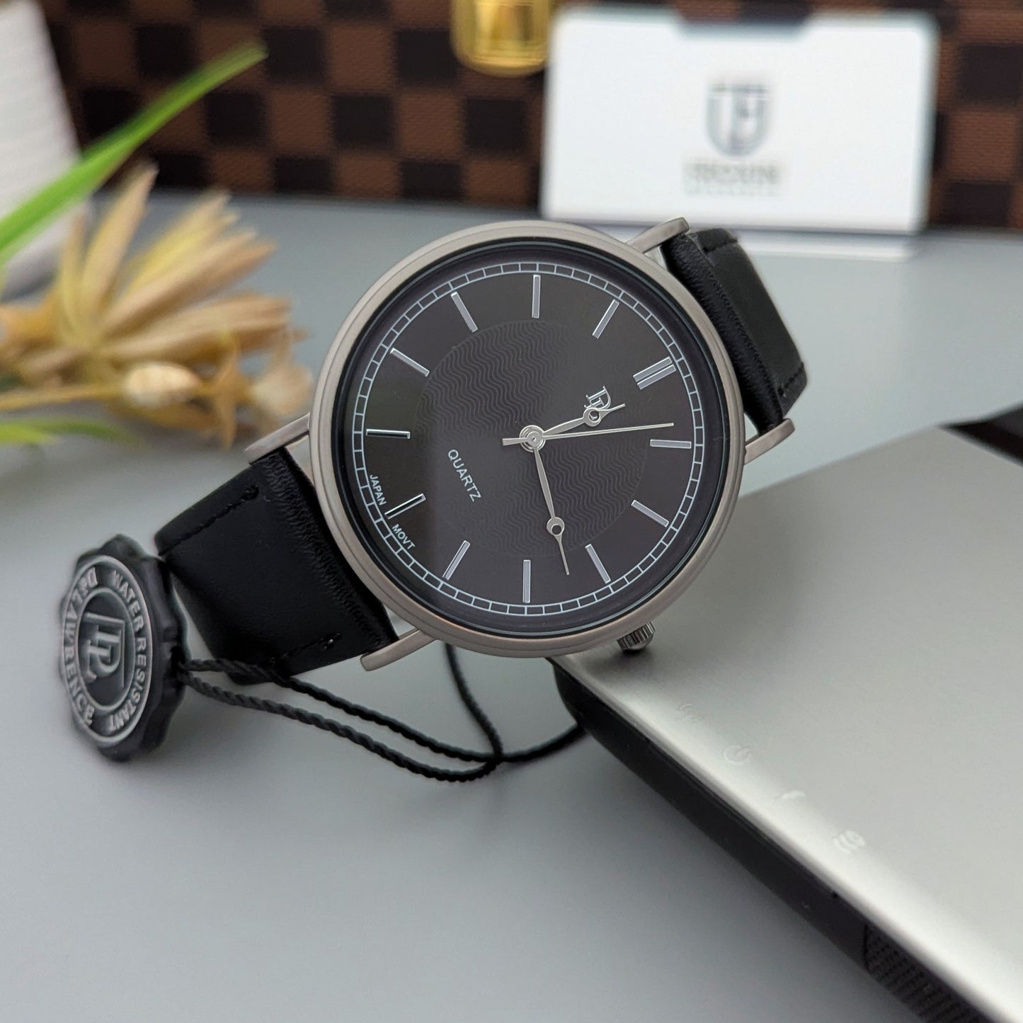 Black-Dial