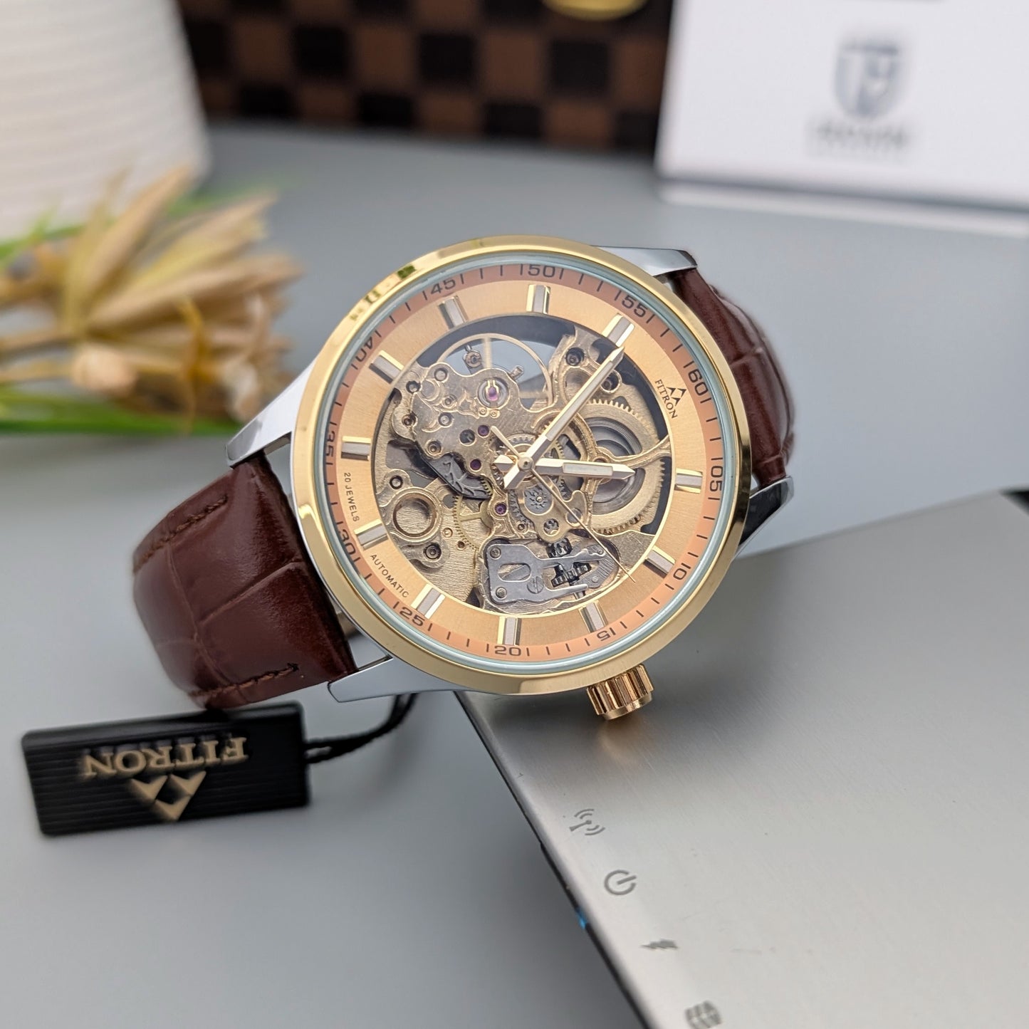 Golden-Dial