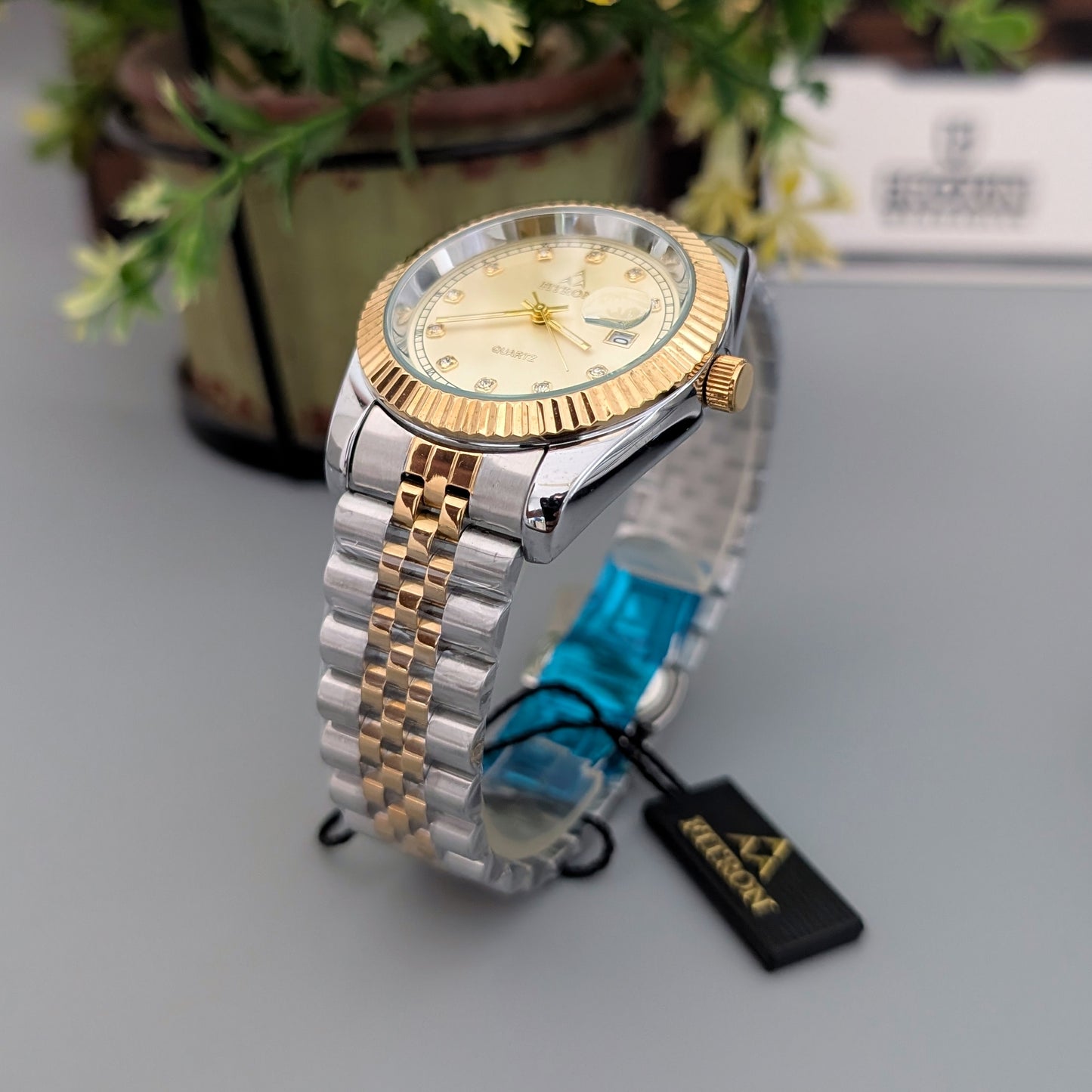 Golden-Dial