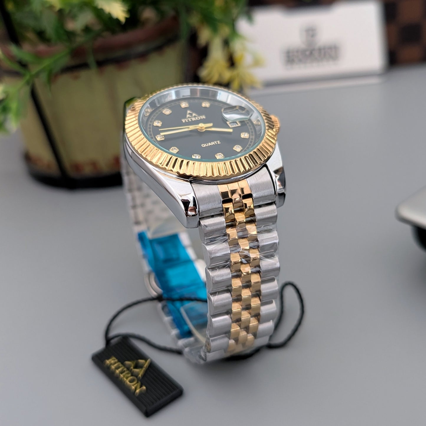 Black-Dial