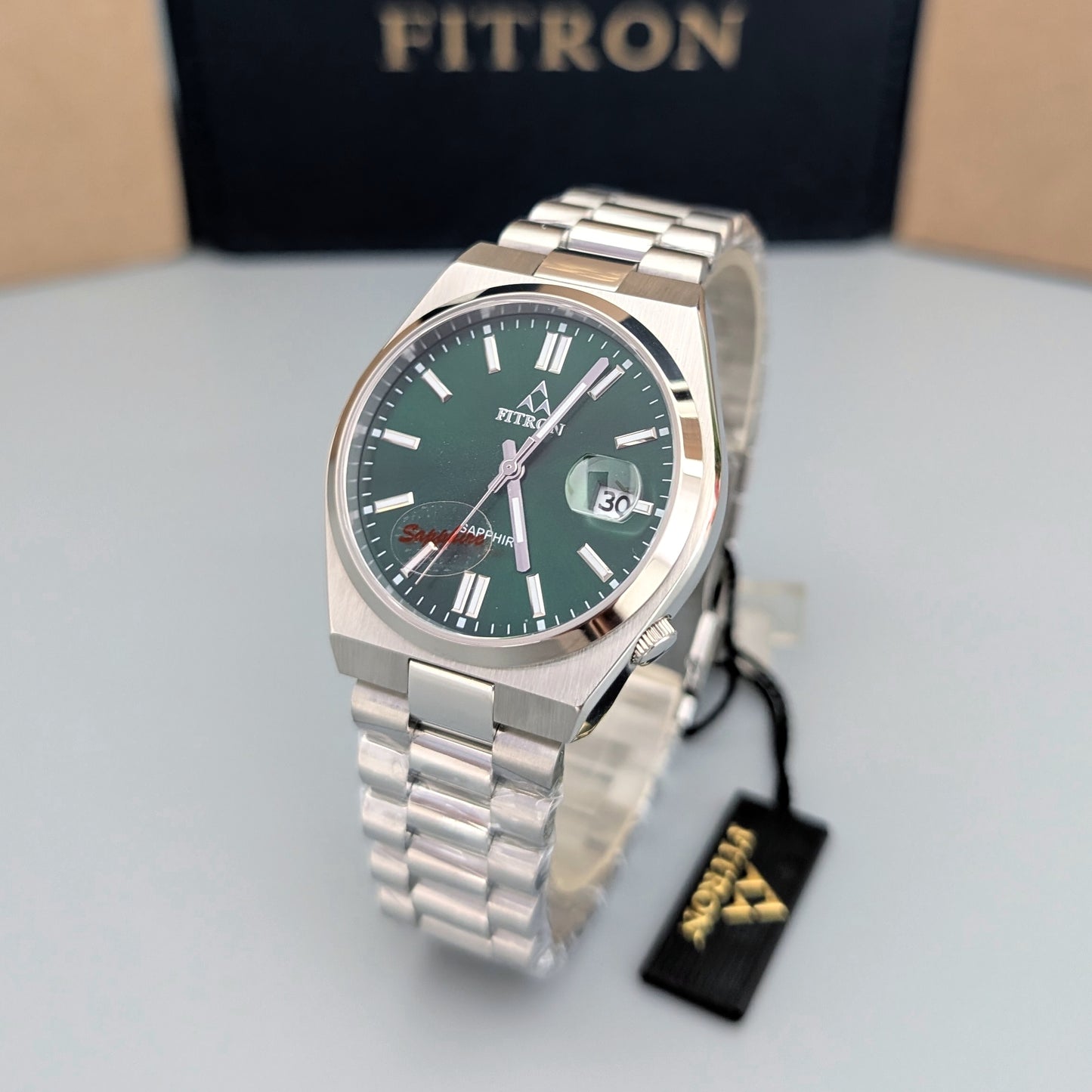 Silver-Green