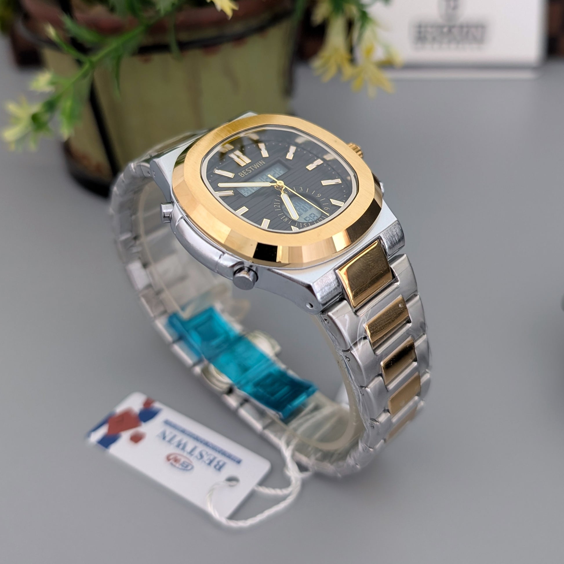 Black-Dial