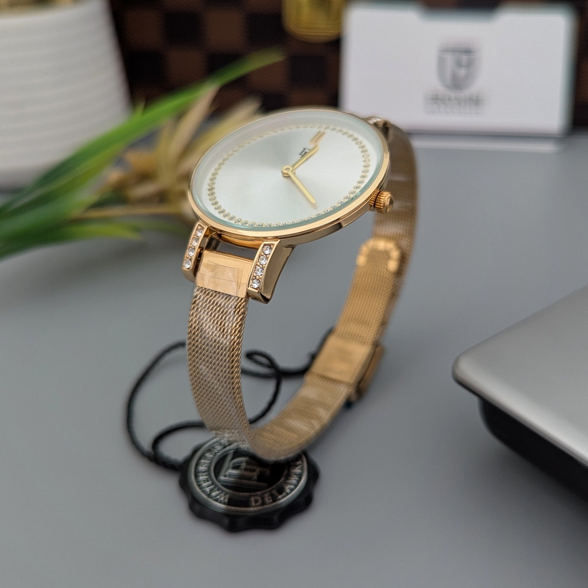 Golden-White
