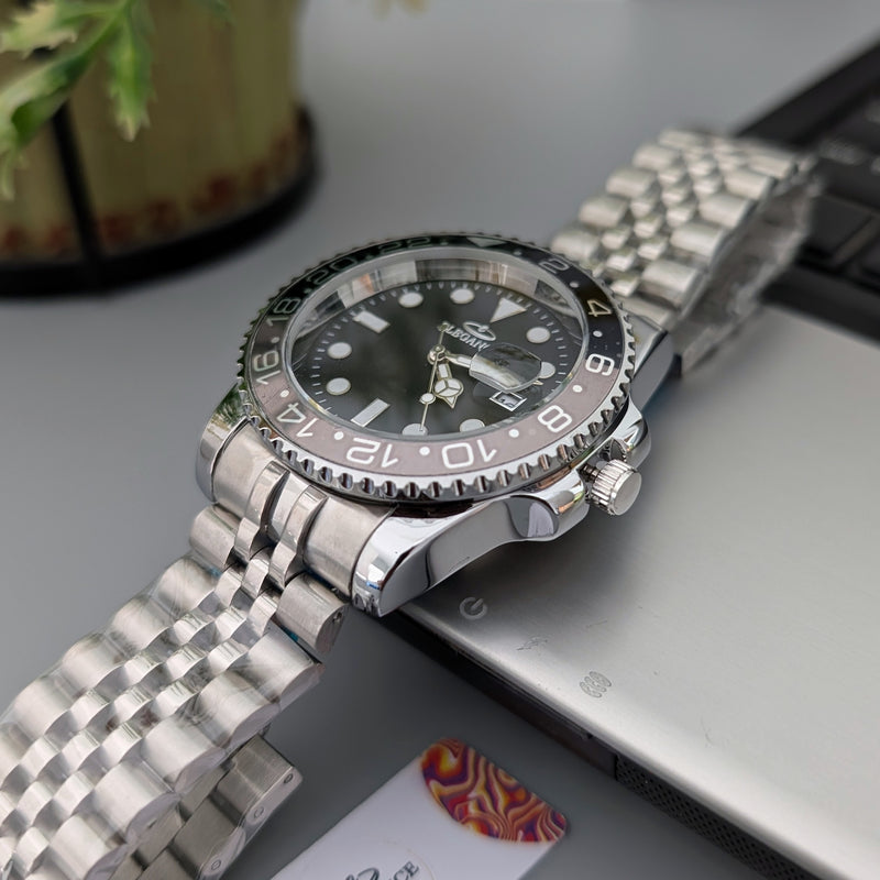 Elegance GMT
