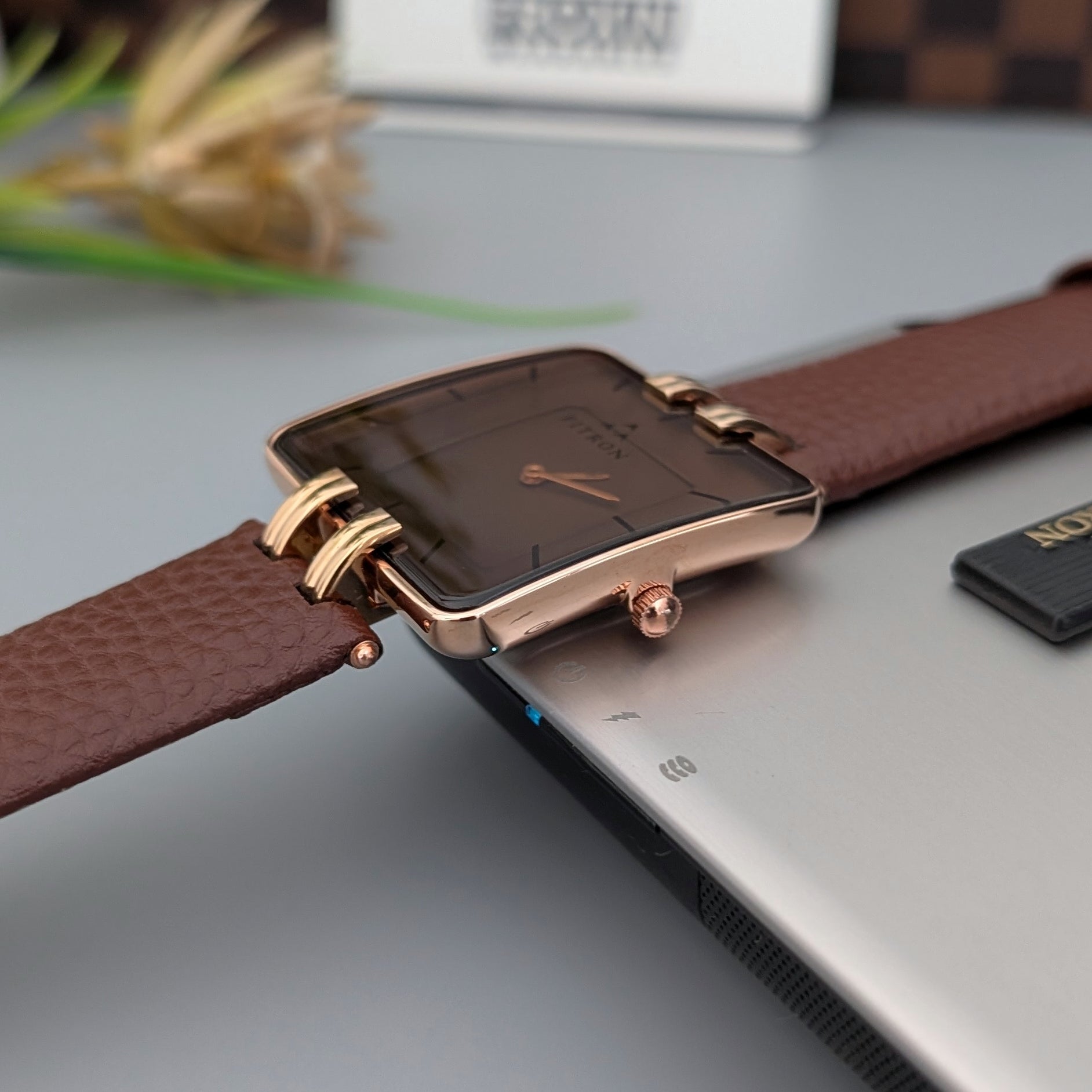 Rose-Gold
