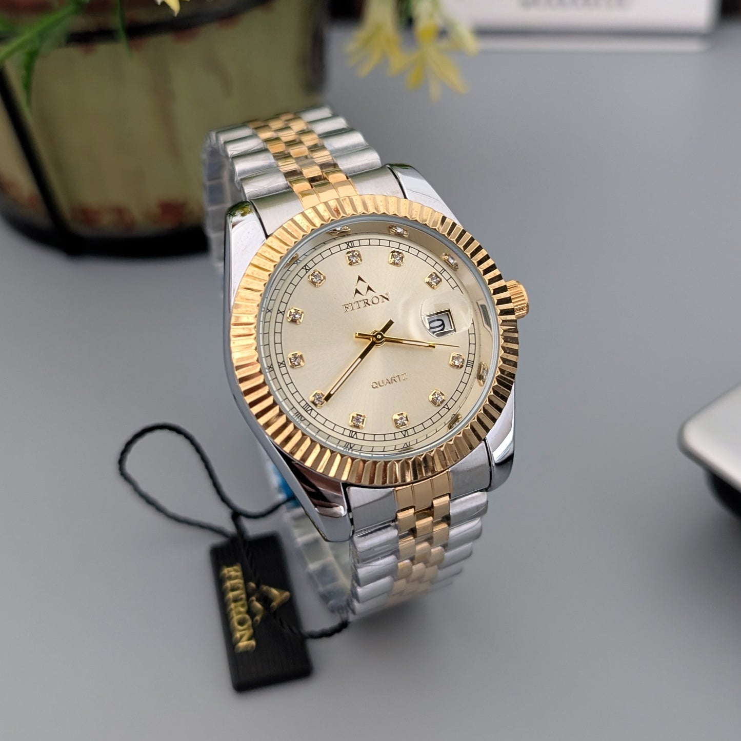 Golden-Dial