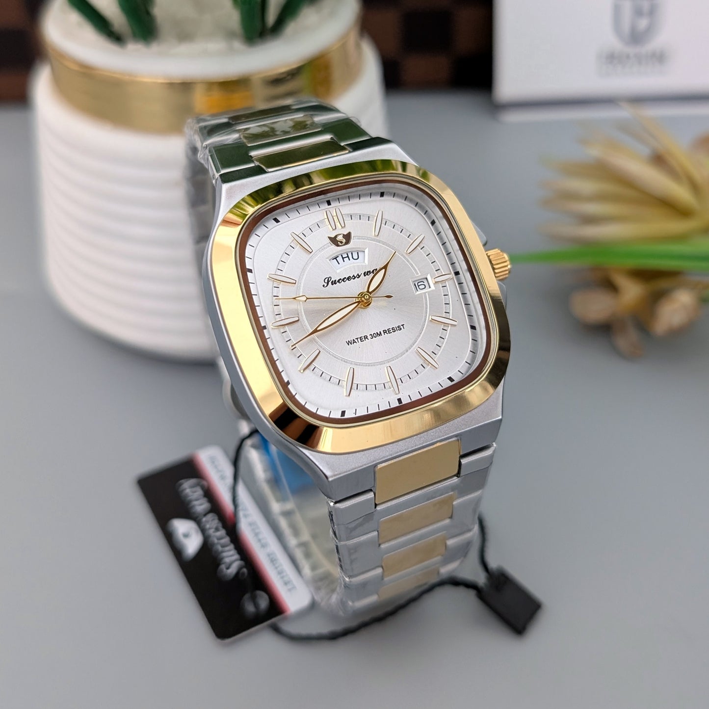 GS-White