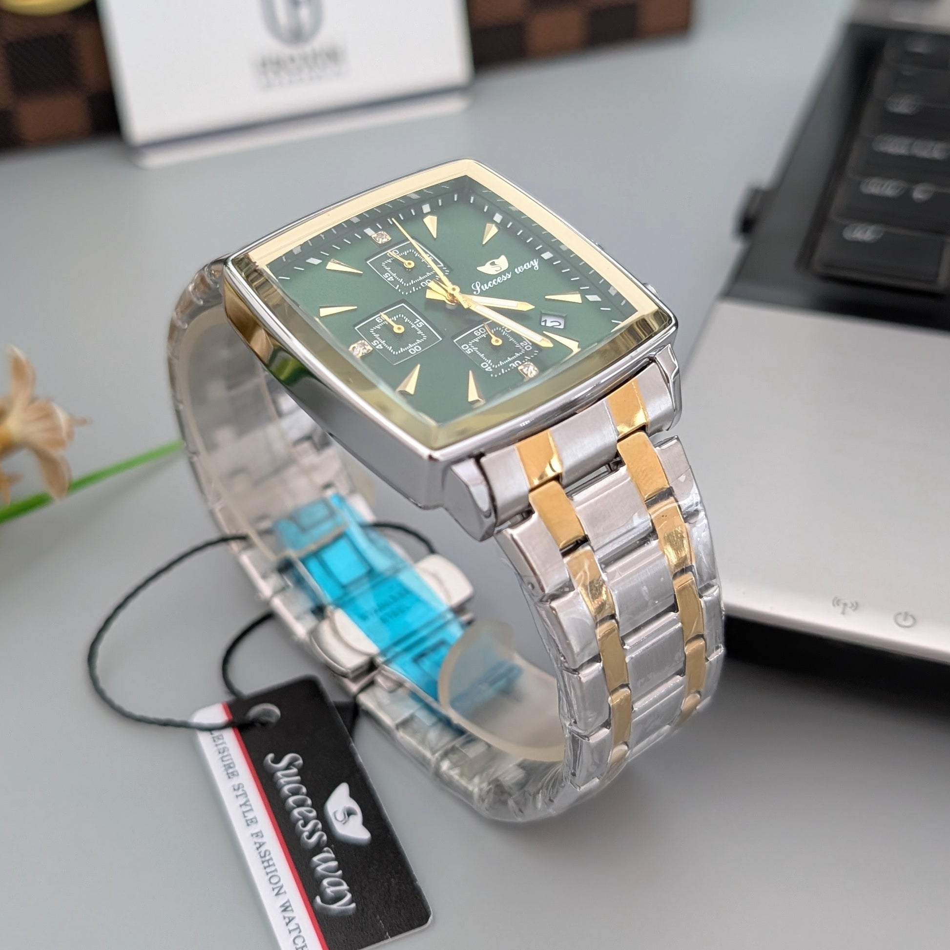 Green-Dial