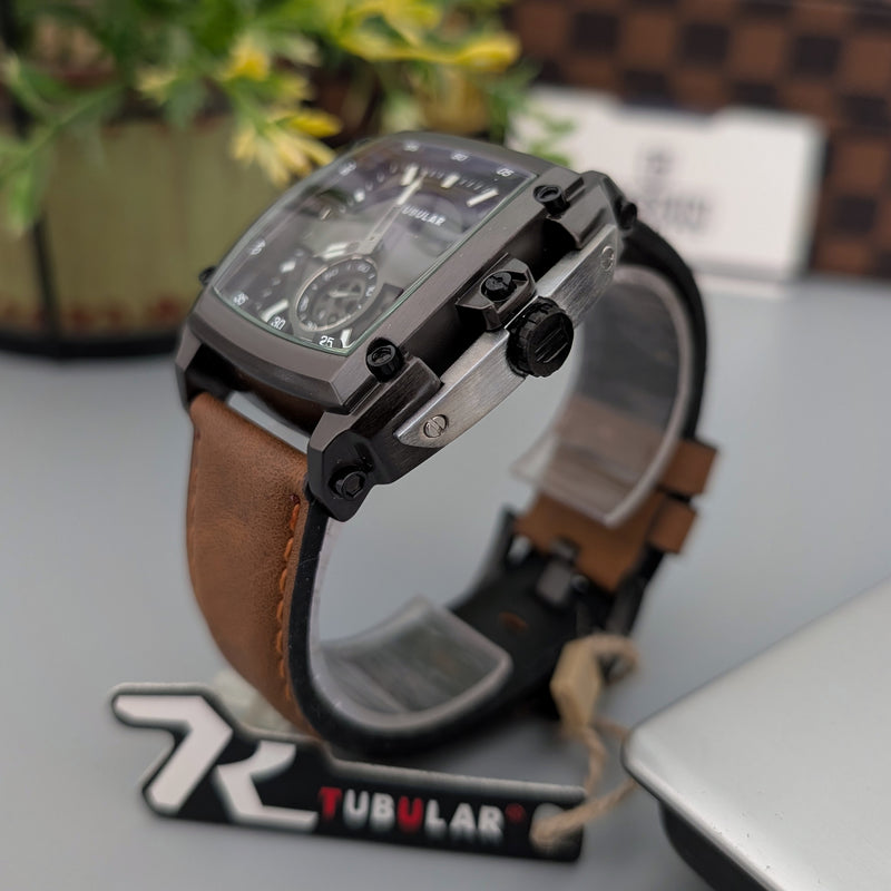 Tubular Regal